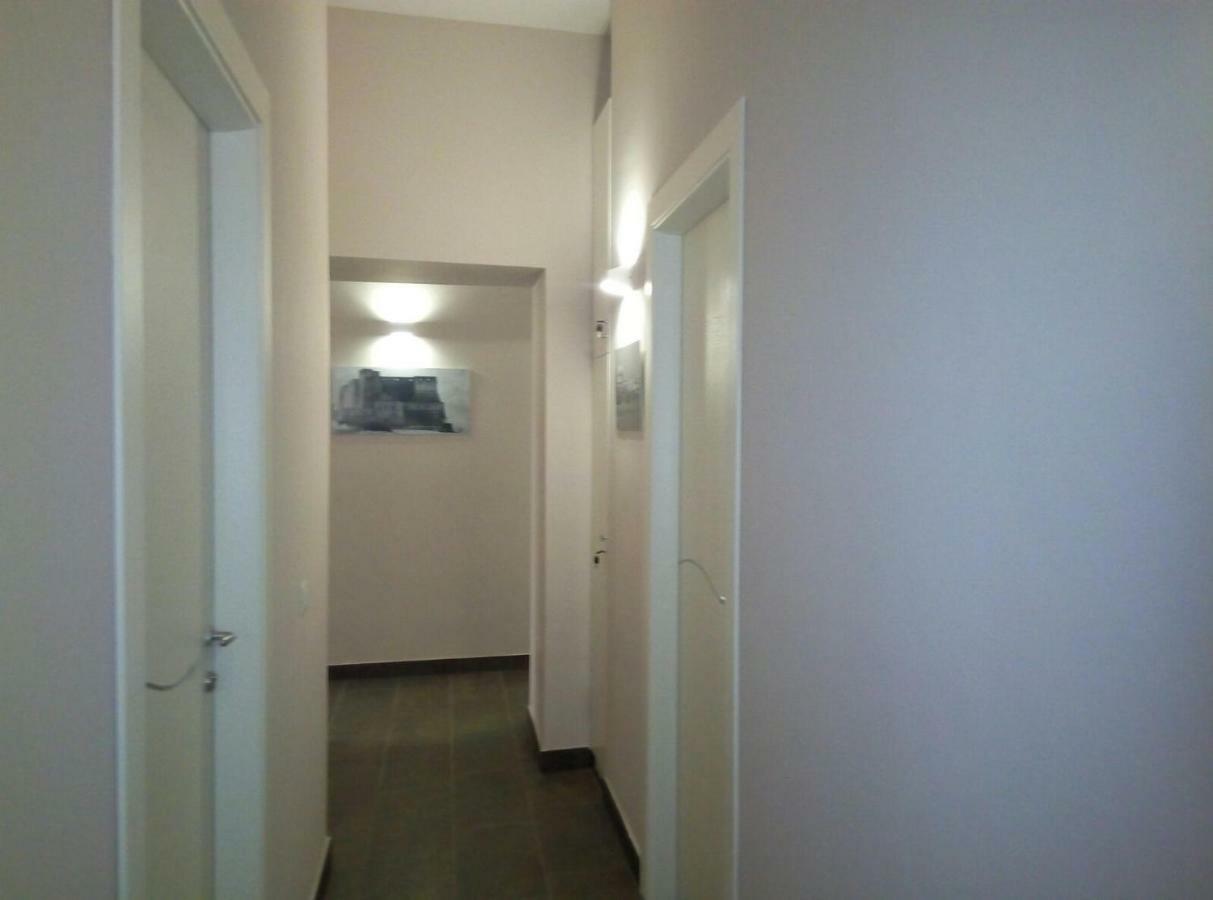 Bed and Breakfast Gradoni Di Chiaia Twenty Three Неаполь Экстерьер фото