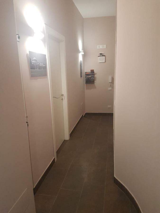 Bed and Breakfast Gradoni Di Chiaia Twenty Three Неаполь Экстерьер фото